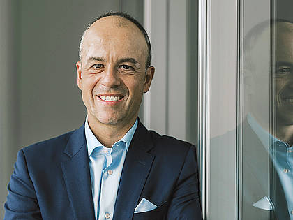 Thomas Donato ist seit dem 1. Januar 2022 Vorstand für Mobilhydraulik und Leiter des Produktbereichs Mobilhydraulik bei Bosch Rexroth.
