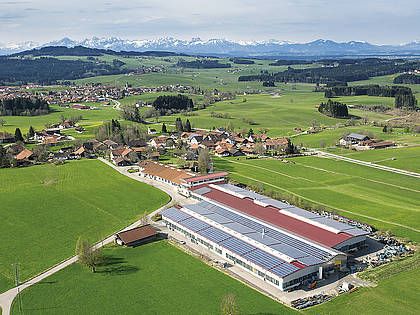 Das Pfanzelt Werk in Rettenbach/Allgäu. Hier sind 140 Mitarbeiter beschäftigt.