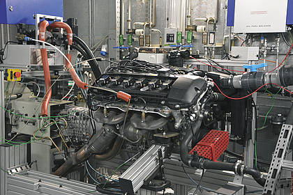 Antriebstechnik: Statt Diesel können Re-Fuels in den Traktortank