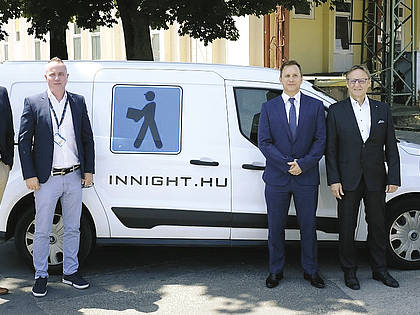 Bereits im Juli vergangenen Jahres übernahm Hellmann Worldwide den in Ungarn und Rumänien ansässigen Nachtexpressanbieter Innight Express. Von dieser Übernahme profitiert auch der Gesellschafter Night Star Express.