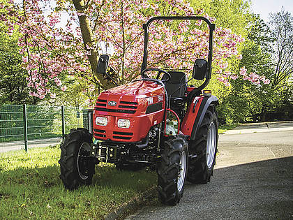 Der TE40 ist ein kostengünstiger Mittelklasse-Traktor mit 40 PS aus dem Hause Tym.
