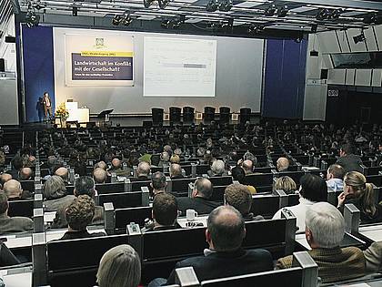 Landwirtschaft im Konflikt mit der Gesellschaft war das Topp-Thema der DLG-Wintertagung in Berlin.