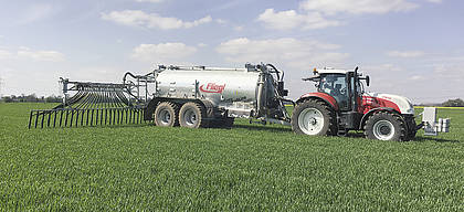 LU Agrarelektronik: Güllefass befiehlt dem Traktor