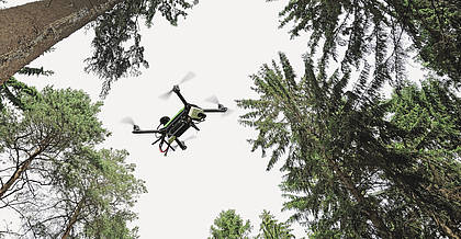 Drohnen: Fliegende Helfer im Forst mit vielen Talenten