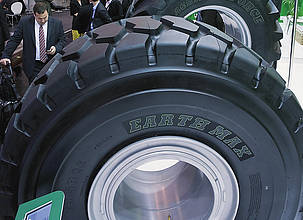 Die „Reifen“ in Essen ist nach der Agritechnica 2013 ein Treffpunkt der AS-Reifenbranche.