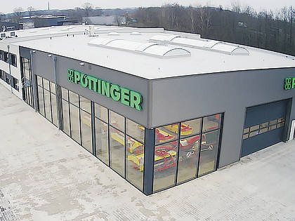 Der neue Pöttinger-Standort in Hörstel nahm jetzt seinen Betrieb auf.