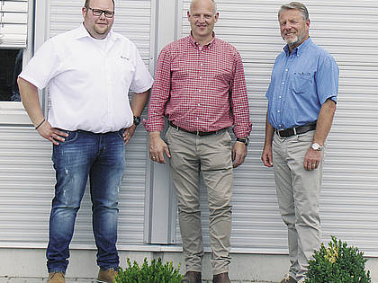 Güttler und Schröder jetzt Partner: Sebastian Weitzmann, Rainer Fuge und Georg Stecher (v.l.).