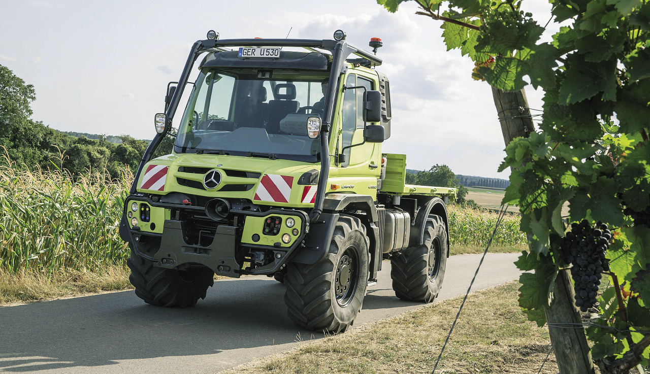 Mercedes-Benz: Zwei Unimog-Baureihen auf der Agritechnica